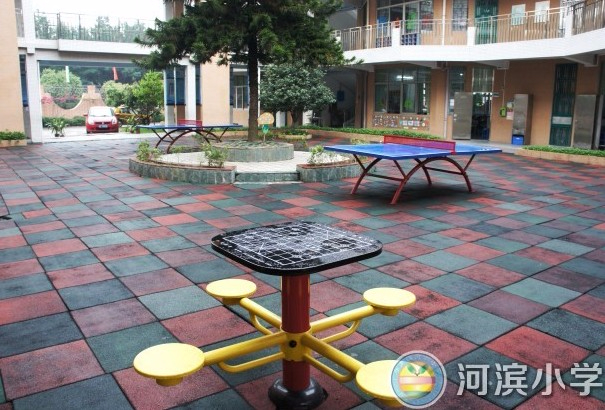 东莞寮步河滨小学