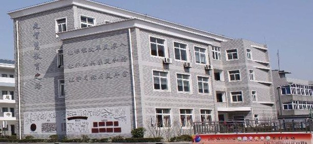 上海钱圩小学