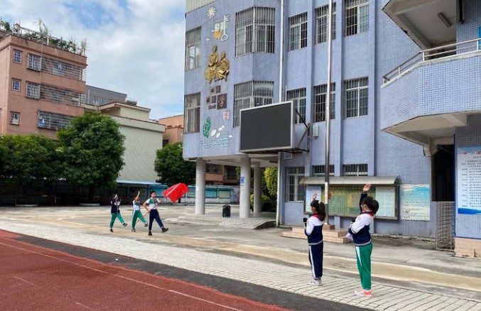 广州广州空港实验小学